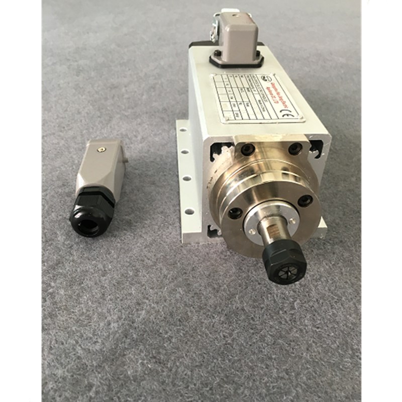 Mandrino 3KW 220V Raffreddato  - Er20 Collet Chuck Spindle Motor 220V recensione e prezzo